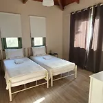 Eltheo Appartement *