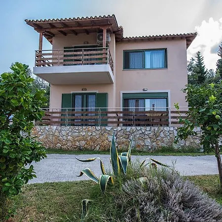 Eltheo Áyios Nikítas