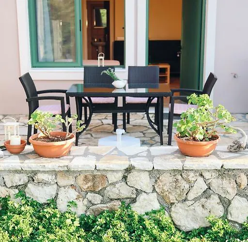 Eltheo * Agios Nikitas