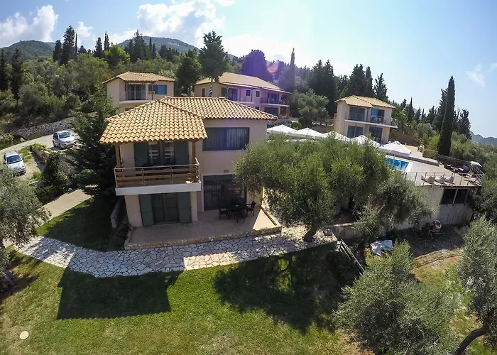 Eltheo Áyios Nikítas